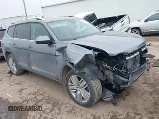 2019 Volkswagen Atlas SE with VIN 1V2WR2CA2KC581212, listed as a IAAI auction lot 41631619 with 122,160 mi miles and . Bid and sale history available at DreamBid. Image 14.