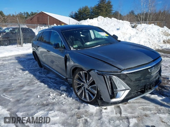 2024 Cadillac LYRIQ Luxury z VIN 1GYKPSRL3RZ122559, wystawiony jako IAAI lot #41587457 z przebiegiem 8 408 mil mil oraz . Historia ofert i sprzedaży dostępna na DreamBid. Obrazek 1.