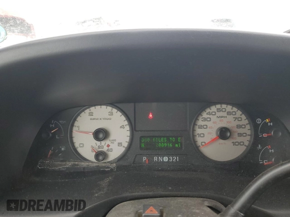 2006 Ford F-350 XL with VIN 1FTWW31P36EA45337, listed as a Copart auction lot 44967645 with 208,916 mi miles and Clean Title. Bid and sale history available at DreamBid. Image 9.