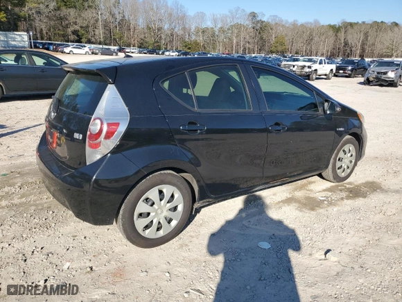 2014 Toyota Prius c One with VIN JTDKDTB33E1071684, listed as a Copart auction lot 45273225 with 149,800 mi miles and Salvage Title. Bid and sale history available at carsss.com. Image 3.