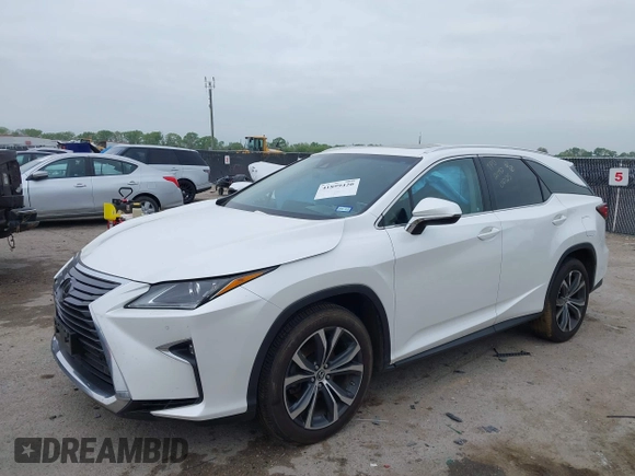 2018 Lexus RX 350L Premium z VIN JTJDZKCAXJ2010125, wystawiony jako IAAI lot #41899420 z przebiegiem 113 995 mil mil oraz . Historia ofert i sprzedaży dostępna na DreamBid. Obrazek 17.
