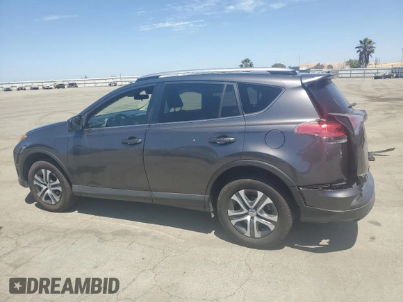 2018 Toyota RAV4 LE z VIN JTMBFREV8JJ259069, wystawiony jako Copart lot #61106715 z przebiegiem 56 770 mil mil oraz Szkoda całkowita • Salvage title. Historia ofert i sprzedaży dostępna na DreamBid. Obrazek 2.