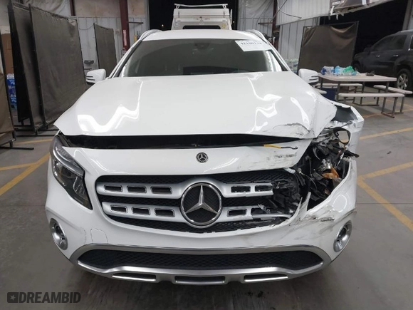 2019 Mercedes-Benz GLA with VIN WDCTG4GB4KU014075, listed as a IAAI auction lot 41100138 with 30,321 mi miles. Bid and sale history available at carsss.com. Image 12.