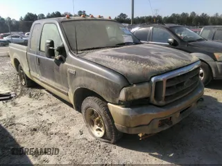 2002 Ford F-250 XL z VIN 1FTNX20S32EC48067, wystawiony jako IAAI lot #39193966 z przebiegiem Nie podano mil oraz . Historia ofert i sprzedaży dostępna na DreamBid. Obrazek 1.