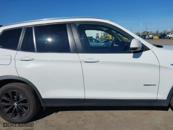 2015 BMW X3 sDrive28i with VIN 5UXWZ7C58F0M82742, listed as a IAAI auction lot 41944819 with 88,279 mi miles. Bid and sale history available at carsss.com. Image 14.