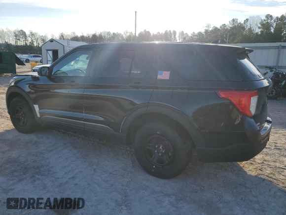 2021 Ford Police Interceptor Utility z VIN 1FM5K8AB2MGC00272, wystawiony jako Copart lot #81957073 z przebiegiem Nie podano mil oraz Szkoda całkowita • Salvage title. Historia ofert i sprzedaży dostępna na DreamBid. Obrazek 2.