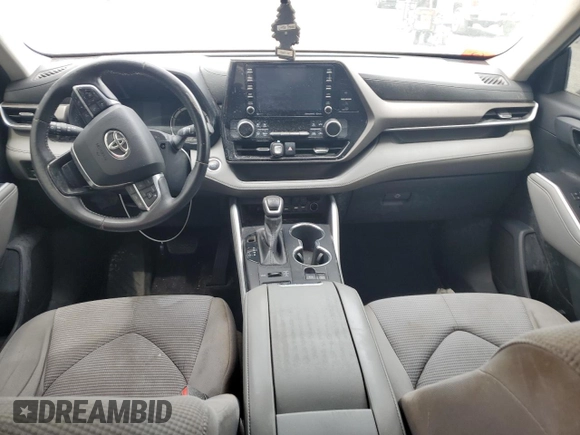 2020 Toyota Highlander LE with VIN 5TDBZRBH8LS012906, listed as a Copart auction lot 54832115 with 68,673 mi miles and Clean title. Bid and sale history available at DreamBid. Image 8.