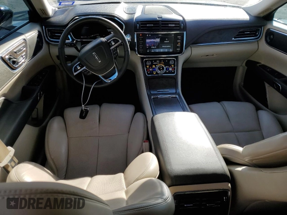 2020 Lincoln Continental Reserve with VIN 1LN6L9RP4L5600223, listed as a Copart auction lot 76571784 with 41,904 mi miles and Salvage Title. Bid and sale history available at carsss.com. Image 8.