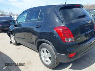 2021 Chevrolet Trax LS z VIN KL7CJKSB8MB303491, wystawiony jako IAAI lot #41803761 z przebiegiem 65 452 mil mil oraz . Historia ofert i sprzedaży dostępna na DreamBid. Obrazek 14.