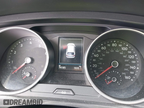 2018 Volkswagen Tiguan S with VIN 3VV1B7AX8JM032990, listed as a IAAI auction lot 42279807 with 74,185 mi miles and . Bid and sale history available at DreamBid. Image 7.