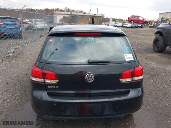 2013 Volkswagen Golf w/Conv & Sunroof with VIN WVWBB7AJXDW129305, listed as a IAAI auction lot 40969385 with 79,953 mi miles. Bid and sale history available at carsss.com. Image 17.