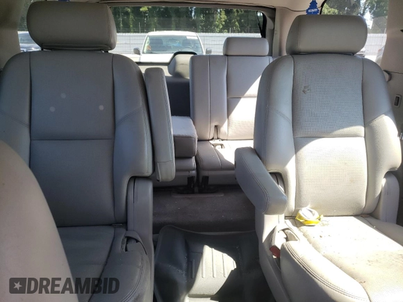 2010 GMC Yukon SLT with VIN 1GKUCCE04AR285385, listed as a Copart auction lot 67070084 with 166,401 mi miles and Salvage Title. Bid and sale history available at carsss.com. Image 10.