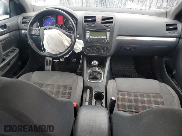 2008 Volkswagen Jetta GLI z VIN 3VWDJ71K28M076994, wystawiony jako Copart lot #45211155 z przebiegiem 165 838 mil mil oraz Szkoda całkowita • Salvage title. Historia ofert i sprzedaży dostępna na DreamBid. Obrazek 8.