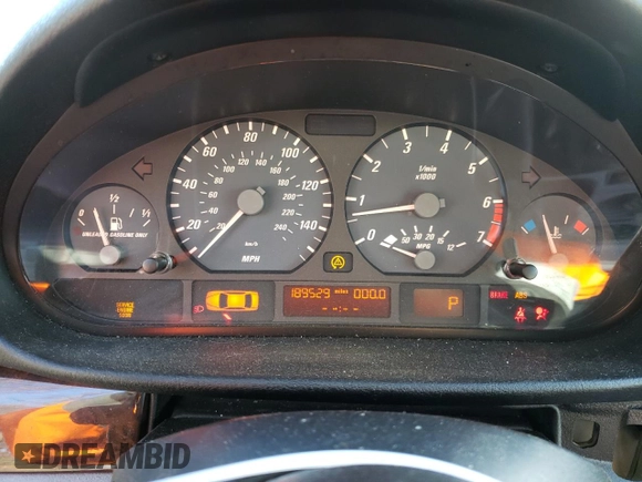 2001 BMW 3 Series 325Ci with VIN WBABS33461JY57192, listed as a Copart auction lot 83082904 with 189,529 mi miles and Salvage Title. Bid and sale history available at carsss.com. Image 9.