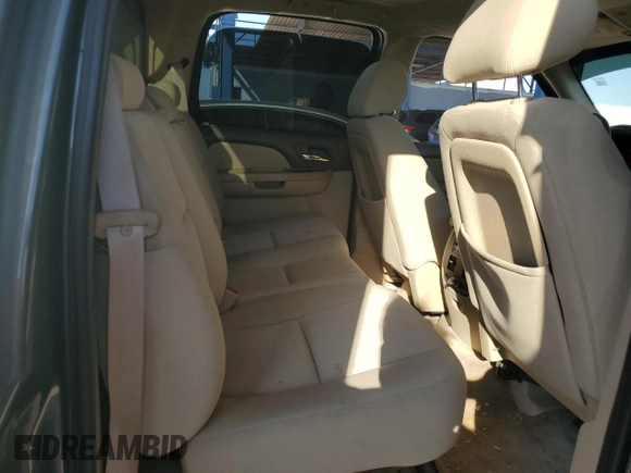 2011 Chevrolet Avalanche LS with VIN 3GNMCEE00BG100796, listed as a Copart auction lot 73812144 with 216,694 mi miles and Salvage Title. Bid and sale history available at carsss.com. Image 10.