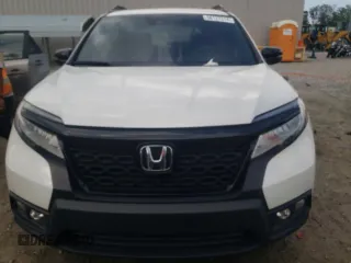 2021 Honda Passport Touring z VIN 5FNYF7H91MB015479, wystawiony jako Copart lot #56127214 z przebiegiem 28 039 mil mil oraz Szkoda całkowita • Salvage title. Historia ofert i sprzedaży dostępna na DreamBid. Obrazek 5.