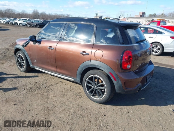 2015 MINI Countryman S z VIN WMWZC5C55FWP47826, wystawiony jako IAAI lot #41342674 z przebiegiem 94 683 mil mil oraz . Historia ofert i sprzedaży dostępna na DreamBid. Obrazek 3.