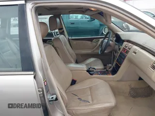 2000 Mercedes-Benz E 320 with VIN WDBJH65J8YA981779, listed as a IAAI auction lot 42107928 with 276,090 mi miles and . Bid and sale history available at DreamBid. Image 5.