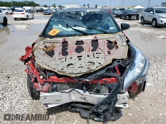 2020 Toyota C-HR LE z VIN NMTKHMBX4LR118586, wystawiony jako Copart lot #59542645 z przebiegiem 67 018 mil mil oraz Szkoda całkowita • Salvage title. Historia ofert i sprzedaży dostępna na DreamBid. Obrazek 5.