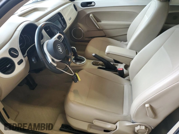 2014 Volkswagen Beetle 2.5L w/Sun with VIN 3VWJP7AT1EM612064, listed as a Copart auction lot 48005055 with 62,290 mi miles and Salvage Title. Bid and sale history available at DreamBid. Image 7.