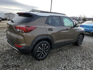 2021 Chevrolet TrailBlazer ACTIV with VIN KL79MVSL4MB016256, listed as a Copart auction lot 48281495 with 82,112 mi miles and Salvage Title. Bid and sale history available at carsss.com. Image 3.