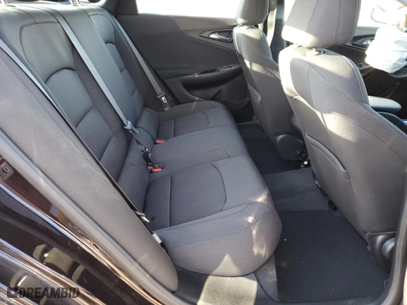 2020 Chevrolet Malibu RS with VIN 1G1ZG5ST8LF138838, listed as a Copart auction lot 63887162 with 32,527 mi miles and Salvage Title. Bid and sale history available at carsss.com. Image 6.