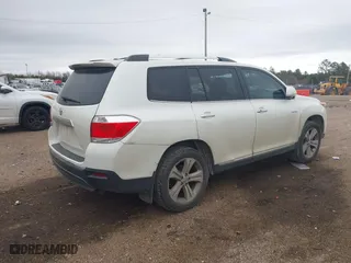 2012 Toyota Highlander Limited with VIN 5TDYK3EH9CS085158, listed as a IAAI auction lot 41737906 with 229,205 mi miles. Bid and sale history available at carsss.com. Image 4.