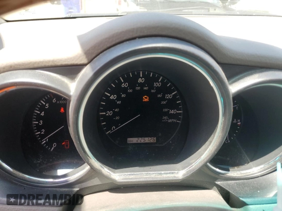 2005 Lexus RX 330 z VIN JTJHA31U750080713, wystawiony jako Copart lot #58025425 z przebiegiem 225 126 mil mil oraz Szkoda całkowita • Salvage title. Historia ofert i sprzedaży dostępna na DreamBid. Obrazek 9.