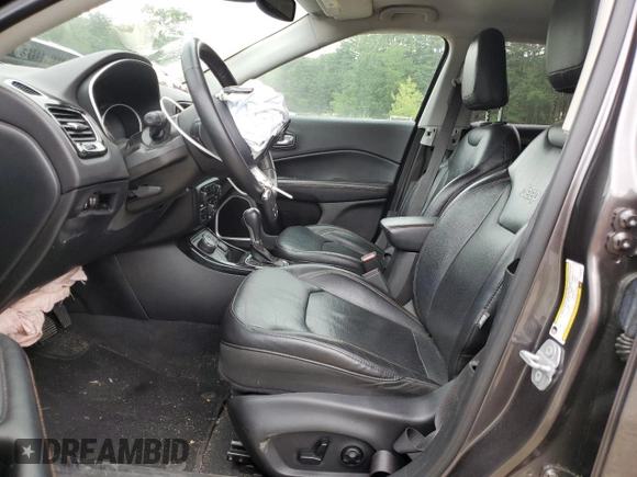 2018 Jeep Compass Limited z VIN 3C4NJDCB6JT436704, wystawiony jako Copart lot #59470265 z przebiegiem 84 581 mil mil oraz Szkoda całkowita • Salvage title. Historia ofert i sprzedaży dostępna na DreamBid. Obrazek 7.