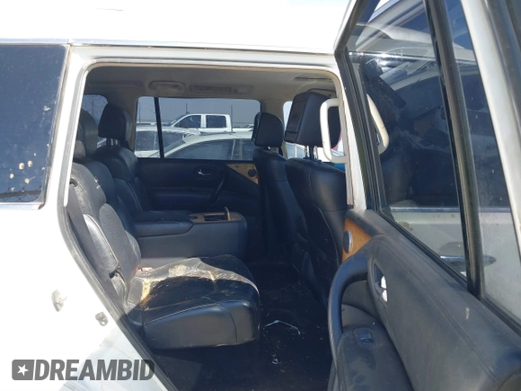 2014 Infiniti QX80 with VIN JN8AZ2NE8E9068192, listed as a IAAI auction lot 41882512 with 194,937 mi miles. Bid and sale history available at carsss.com. Image 8.