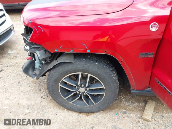 2018 Jeep Grand Cherokee Trailhawk с VIN 1C4RJFLT2JC105507, выставлен на аукционе IAAI как лот 42388383 с пробегом 67 725 миль миль и . История ставок и продаж доступна на DreamBid. Изображение 18.