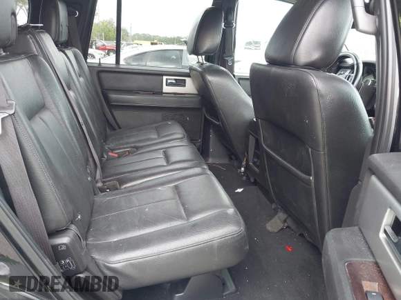 2010 Ford Expedition Limited z VIN 1FMJU1K55AEA30148, wystawiony jako IAAI lot #42119252 z przebiegiem 144 938 mil mil oraz . Historia ofert i sprzedaży dostępna na DreamBid. Obrazek 8.