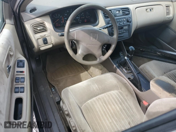 1998 Honda Accord LX with VIN 1HGCG5548WA156745, listed as a Copart auction lot 61944775 with 357,402 mi miles and Salvage title. Bid and sale history available at DreamBid. Image 8.