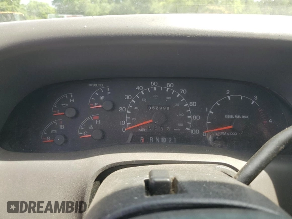 1999 Ford F-250 XL с VIN 1FTNX21F2XEC97057, выставлен на аукционе Copart как лот 57229085 с пробегом 352 998 миль миль и Списание • Salvage title. История ставок и продаж доступна на DreamBid. Изображение 9.