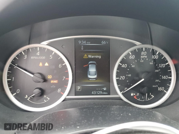 2018 Nissan Sentra SV z VIN 3N1AB7AP9JL661911, wystawiony jako Copart lot #56884985 z przebiegiem 43 129 mil mil oraz Szkoda całkowita • Salvage title. Historia ofert i sprzedaży dostępna na DreamBid. Obrazek 9.