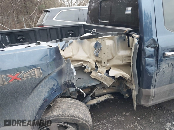 2019 Ford F-150 XL with VIN 1FTEW1E51KFC78923, listed as a IAAI auction lot 41528607 with 111,712 mi miles. Bid and sale history available at carsss.com. Image 6.