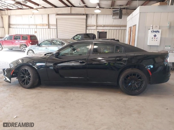 2016 Dodge Charger SXT with VIN 2C3CDXHGXGH166774, listed as a IAAI auction lot 41771461 with 187,660 mi miles. Bid and sale history available at carsss.com. Image 14.