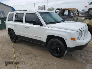 2017 Jeep Patriot Sport with VIN 1C4NJPBA7HD119072, listed as a Copart auction lot 55838995 with 123,615 mi miles and Clean title. Bid and sale history available at DreamBid. Image 4.