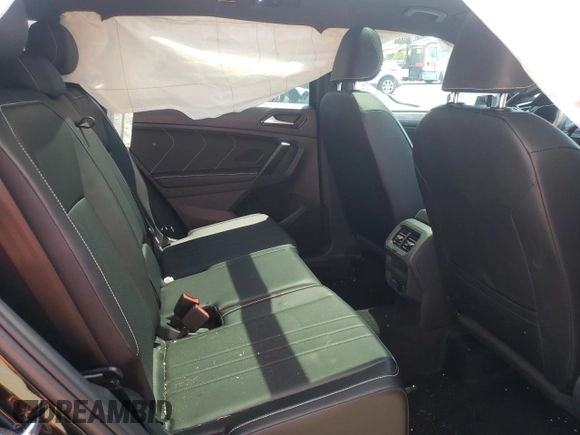 2023 Volkswagen Tiguan SE R-Line Black with VIN 3VV8B7AX2PM121851, listed as a Copart auction lot 59206135 with 23,723 mi miles and Salvage title. Bid and sale history available at DreamBid. Image 10.