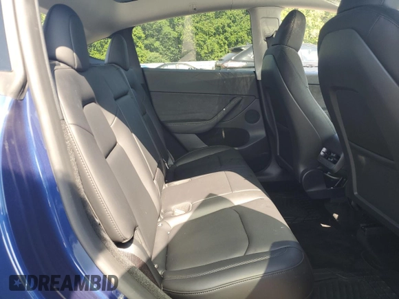 2024 Tesla Model Y Long Range with VIN 7SAYGDEE4RF032154, listed as a Copart auction lot 61973635 with 10,022 mi miles and Salvage title. Bid and sale history available at DreamBid. Image 11.