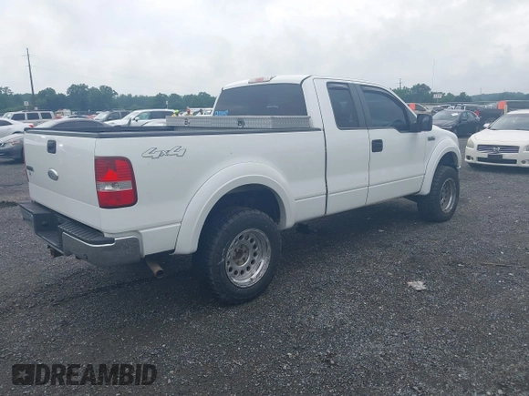 2007 Ford F-150 XLT z VIN 1FTPX14V57NA22062, wystawiony jako IAAI lot #42647901 z przebiegiem 159 882 mil mil oraz . Historia ofert i sprzedaży dostępna na DreamBid. Obrazek 4.