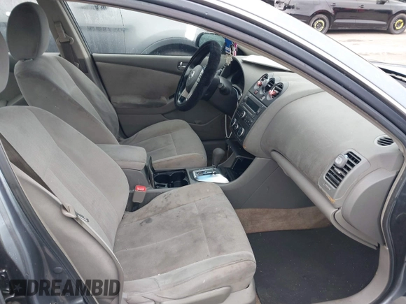 2010 Nissan Altima 2.5 S with VIN 1N4AL2AP6AN544080, listed as a IAAI auction lot 41745302 with 292,082 mi miles. Bid and sale history available at carsss.com. Image 5.