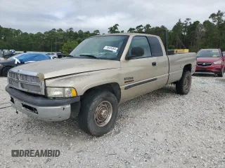 2002 Dodge Ram 2500 with VIN 3B7KC23672M223650, listed as a Copart auction lot 70655984 with 165,477 mi miles and Clean Title. Bid and sale history available at carsss.com. Image 1.
