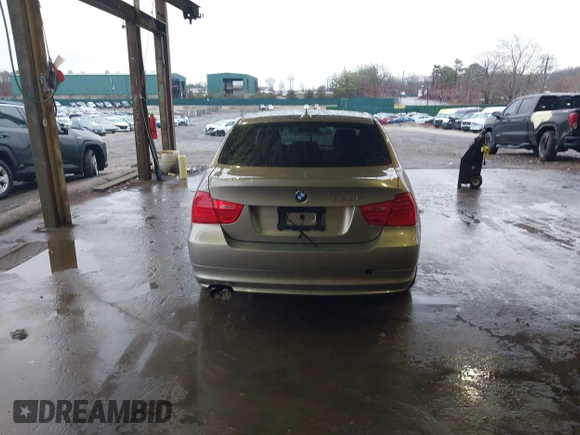 2010 BMW 3 Series 328i xDrive with VIN WBAPK5C58AA646490, listed as a IAAI auction lot 41200476 with 144,066 mi miles and . Bid and sale history available at DreamBid. Image 16.