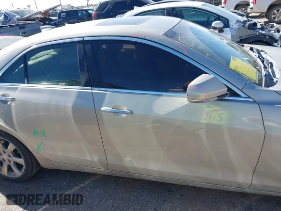2015 Cadillac ATS Luxury RWD z VIN 1G6AB5RA5F0102526, wystawiony jako IAAI lot #41413199 z przebiegiem 139 780 mil mil oraz . Historia ofert i sprzedaży dostępna na DreamBid. Obrazek 13.