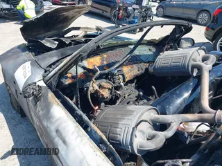 2005 Honda S2000 z VIN JHMAP21405S006517, wystawiony jako IAAI lot #42071234 z przebiegiem Nie podano mil oraz . Historia ofert i sprzedaży dostępna na DreamBid. Obrazek 14.