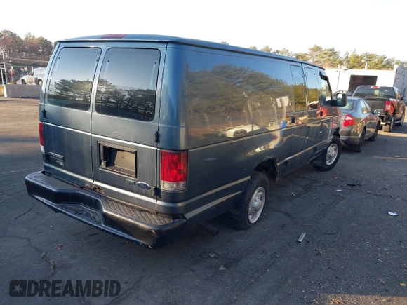2012 Ford Econoline Cargo Super Duty Commercial z VIN 1FTSS3EL0CDB16769, wystawiony jako IAAI lot #41311520 z przebiegiem 195 436 mil mil oraz . Historia ofert i sprzedaży dostępna na DreamBid. Obrazek 4.