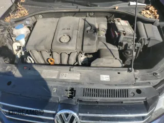 2012 Volkswagen Passat SE z VIN 1VWBH7A36CC108576, wystawiony jako Copart lot #56299105 z przebiegiem 110 815 mil mil oraz Szkoda całkowita • Salvage title. Historia ofert i sprzedaży dostępna na DreamBid. Obrazek 11.