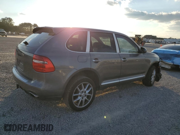 2010 Porsche Cayenne z VIN WP1AA2AP6ALA06294, wystawiony jako Copart lot #81349684 z przebiegiem 142 992 mil mil oraz Szkody całkowita. Historia ofert i sprzedaży dostępna na DreamBid. Obrazek 3.