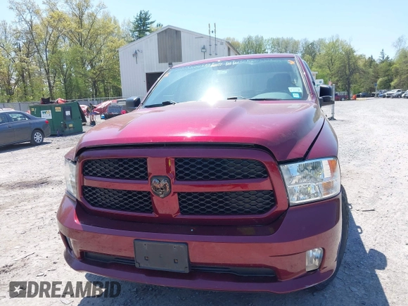 2018 Ram 1500 Express z VIN 1C6RR7FG3JS327922, wystawiony jako IAAI lot #42226433 z przebiegiem 78 533 mil mil oraz . Historia ofert i sprzedaży dostępna na DreamBid. Obrazek 12.